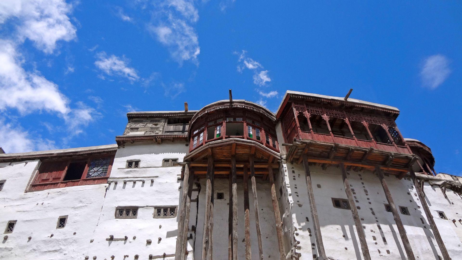 03 DAYS TOUR TO HUNZA ( BYAIR )